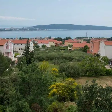 Vila Mala Kate Kastela