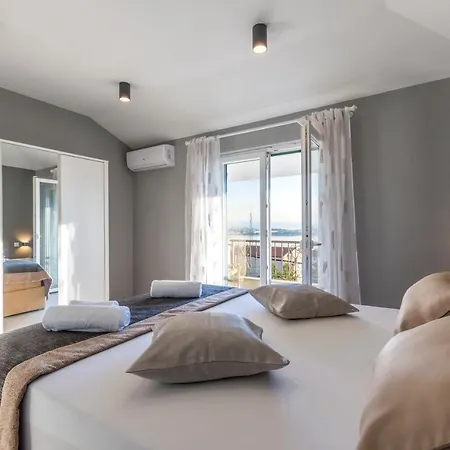 Mala Kate Villa *