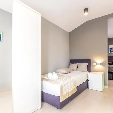 Vila Mala Kate Kastela